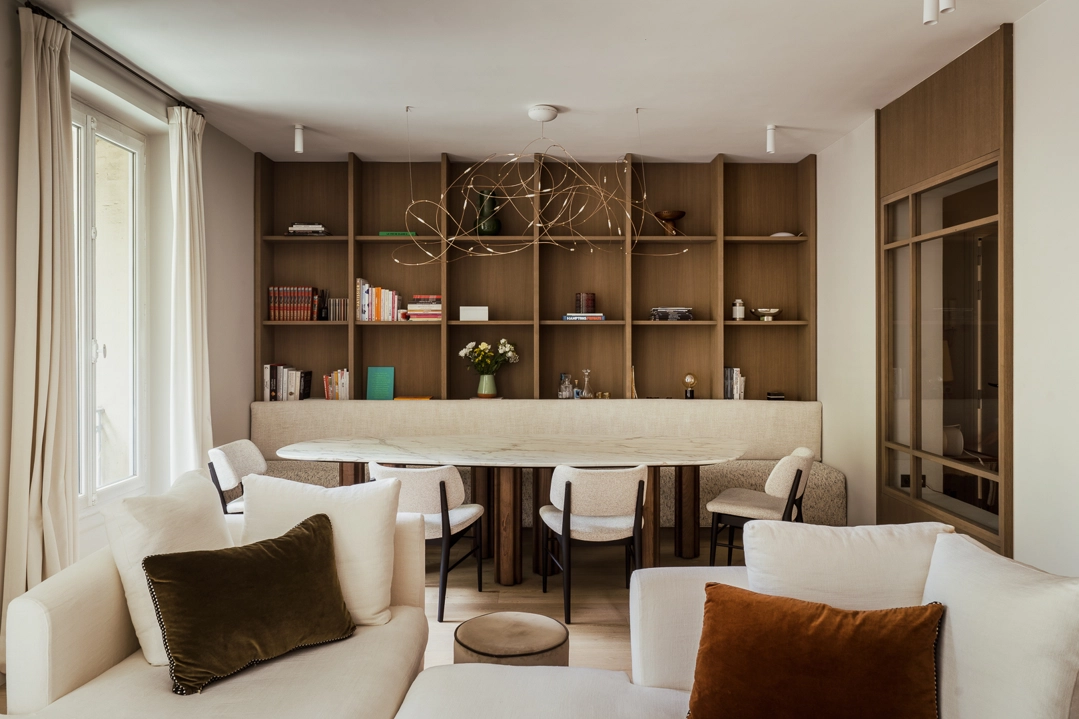 Renovation of a large apartment located in Les Invalides